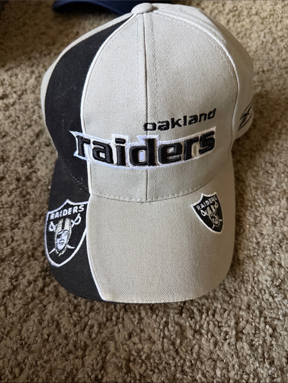Oakland Raiders Two-Tone Logo Baseball Cap - vintage